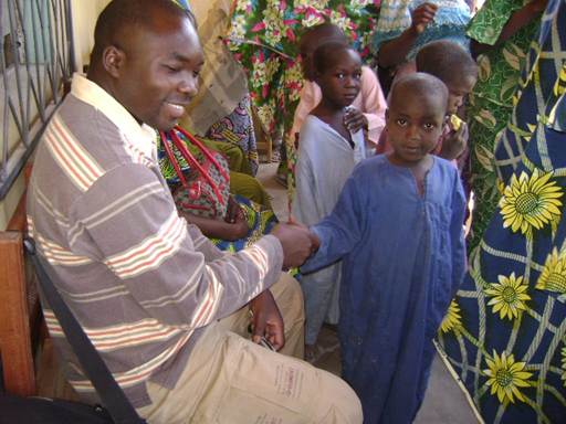 Lire la suite à propos de l’article Atelier d’imprégnation des ONG/Associations sur la prise en charge des OEV (PNS-OEV)